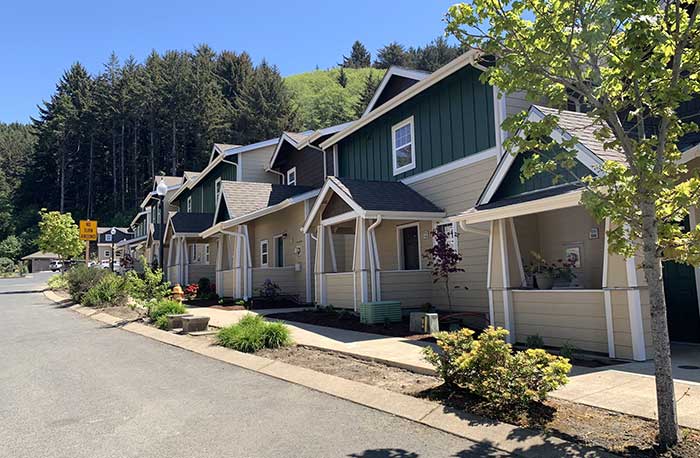 Fisterra Garden Townhomes - Yachats, OR